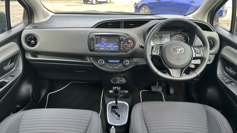Toyota Yaris 1.5 Hybrid Icon Tech 5dr CVT Hybrid Hatchback